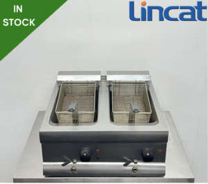 Used Lincat 2 x 9 Litre Twin Pan Twin Basket Fryer - 13 Amp Plug In & Go!