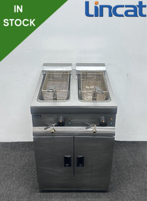 Used Lincat 2 x 9 Litre Twin Pan Twin Basket Fryers - 3 Phase Electric